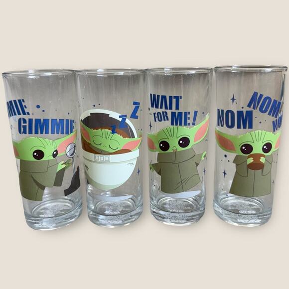 Star Wars Mandalorian Baby Yoda Set of 4 Glassware Tumbler 10 oz. 6" Tall 295 ml - Picture 1 of 7